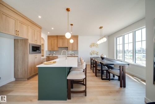 1 Cloutier Close, St. Albert, AB - Indoor Photo Showing Kitchen