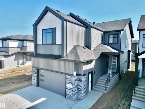 7027 Kiviaq Crescent, Edmonton, AB - Outdoor