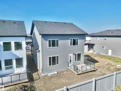 7027 Kiviaq Crescent, Edmonton, AB - Outdoor With Exterior