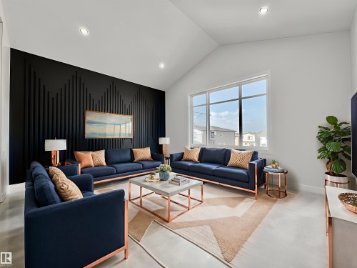 7027 Kiviaq Crescent, Edmonton, AB - Indoor Photo Showing Living Room