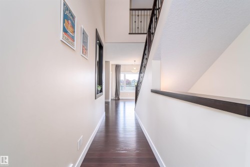 8967 24 Avenue, Edmonton, AB - Indoor Photo Showing Other Room