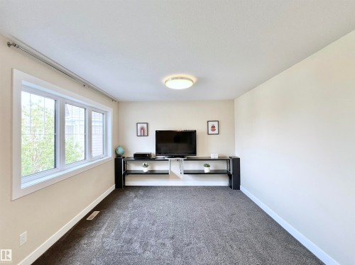 8967 24 Avenue, Edmonton, AB - Indoor