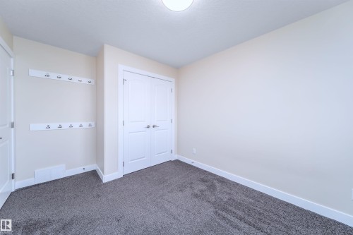8967 24 Avenue, Edmonton, AB - Indoor Photo Showing Other Room