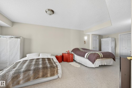 307 Tory View, Edmonton, AB - Indoor Photo Showing Bedroom
