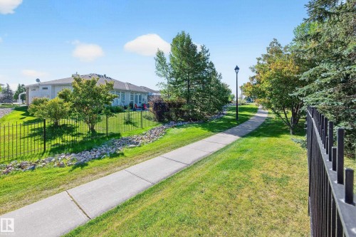 307 Tory View, Edmonton, AB - Outdoor