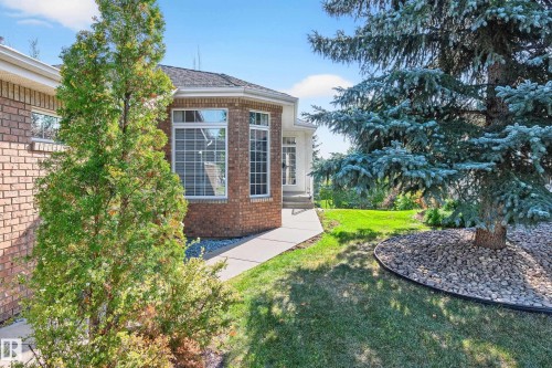 307 Tory View, Edmonton, AB - Outdoor