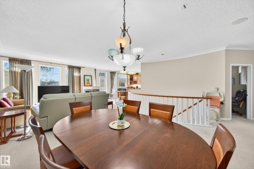 307 Tory View, Edmonton, AB - Indoor Photo Showing Dining Room