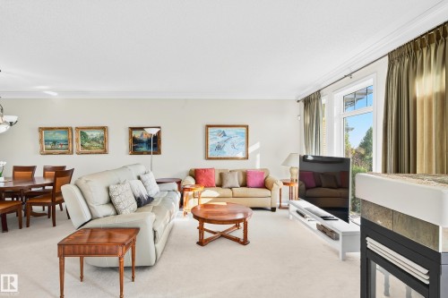 307 Tory View, Edmonton, AB - Indoor Photo Showing Living Room