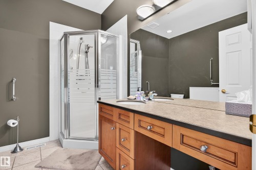 307 Tory View, Edmonton, AB - Indoor Photo Showing Bathroom