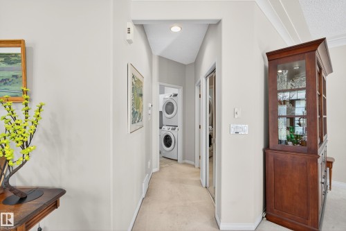307 Tory View, Edmonton, AB - Indoor