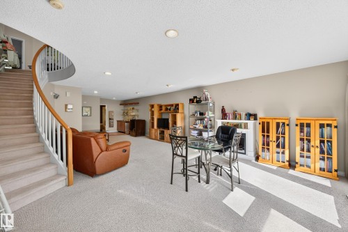 307 Tory View, Edmonton, AB - Indoor Photo Showing Other Room