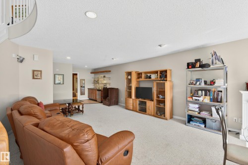 307 Tory View, Edmonton, AB - Indoor