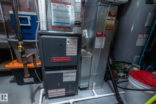 7712 Eifert Crescent, Edmonton, AB - Indoor Photo Showing Basement