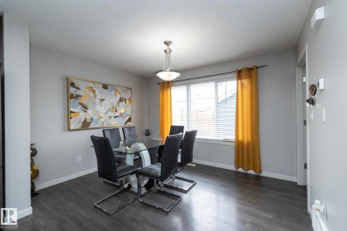 7712 Eifert Crescent, Edmonton, AB - Indoor Photo Showing Dining Room