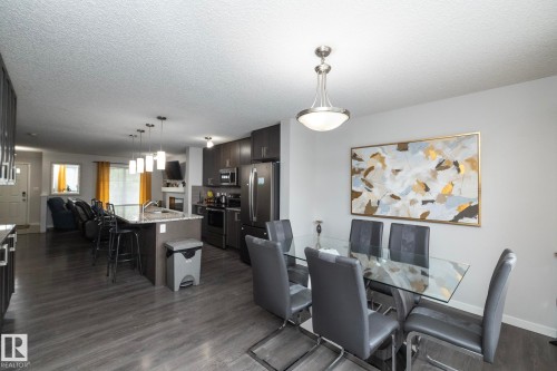 7712 Eifert Crescent, Edmonton, AB - Indoor Photo Showing Dining Room