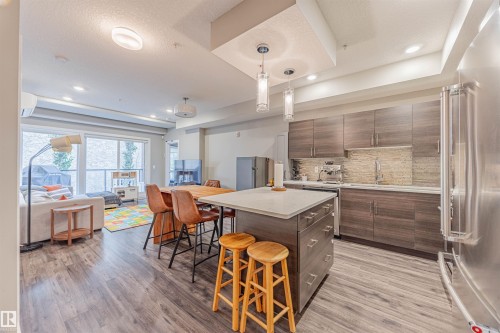 204 10006 83 Avenue, Edmonton, AB - Indoor