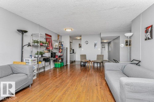 143 8735 165 Street, Edmonton, AB - Indoor Photo Showing Living Room