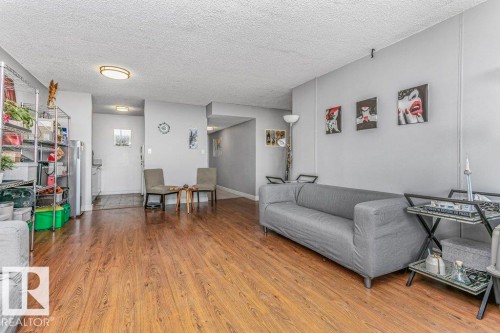 143 8735 165 Street, Edmonton, AB - Indoor Photo Showing Living Room
