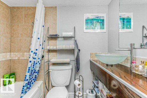 143 8735 165 Street, Edmonton, AB - Indoor Photo Showing Bathroom