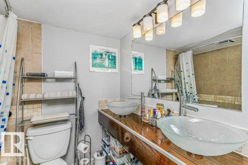 143 8735 165 Street, Edmonton, AB - Indoor Photo Showing Bathroom