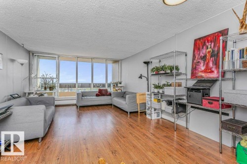 143 8735 165 Street, Edmonton, AB - Indoor Photo Showing Living Room