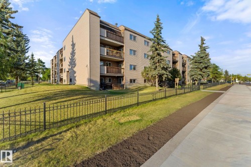 202 2904 139 Avenue, Edmonton, AB - Outdoor With Balcony With Facade