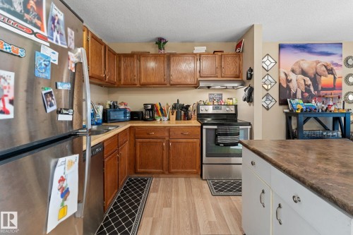 202 2904 139 Avenue, Edmonton, AB - Indoor Photo Showing Kitchen