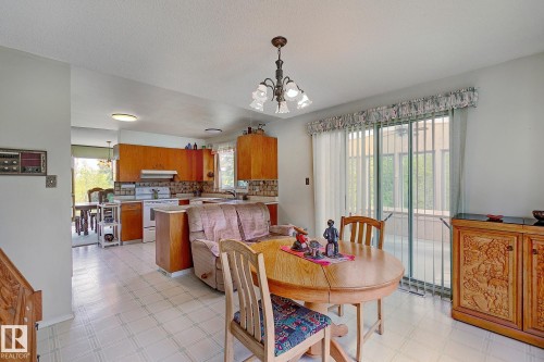 140 Windermere Drive, Edmonton, AB - Indoor Photo Showing Other Room