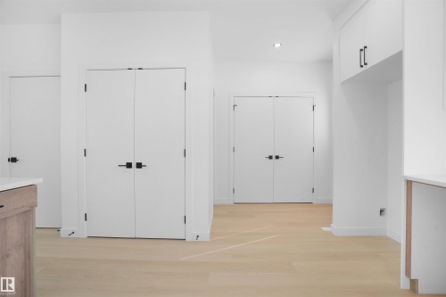 82 Blackbird Bend, Fort Saskatchewan, AB - Indoor Photo Showing Other Room