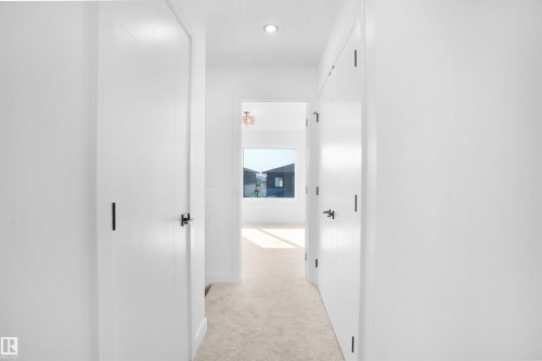 82 Blackbird Bend, Fort Saskatchewan, AB - Indoor Photo Showing Other Room