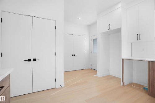 84 Blackbird Bend, Fort Saskatchewan, AB - Indoor Photo Showing Other Room