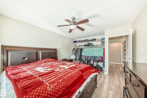 5535 144A Avenue, Edmonton, AB - Indoor Photo Showing Bedroom