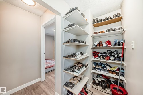 5535 144A Avenue, Edmonton, AB - Indoor With Storage