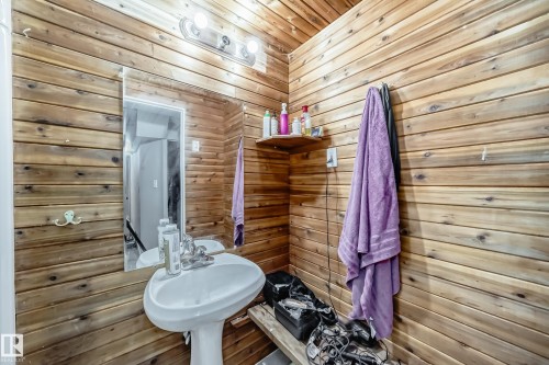 5535 144A Avenue, Edmonton, AB - Indoor