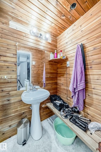 5535 144A Avenue, Edmonton, AB - Indoor