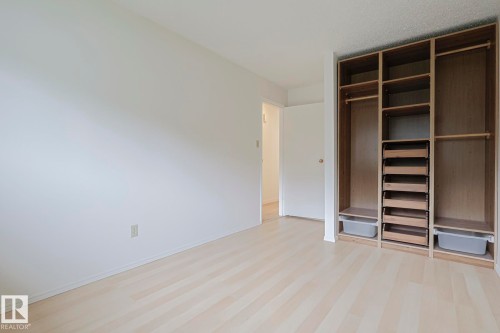 Edmonton, AB - Indoor Photo Showing Other Room