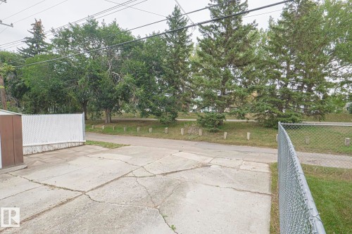 Edmonton, AB - Outdoor