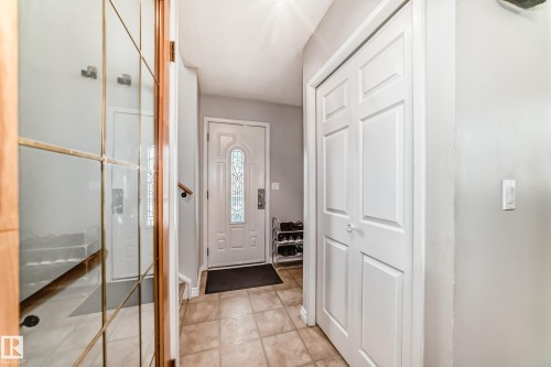 2343 139 Avenue, Edmonton, AB - Indoor Photo Showing Other Room