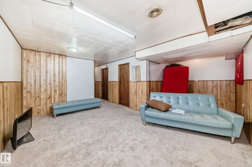 2343 139 Avenue, Edmonton, AB - Indoor