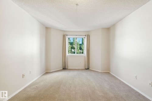 205 13450 114 Avenue, Edmonton, AB - Indoor Photo Showing Other Room