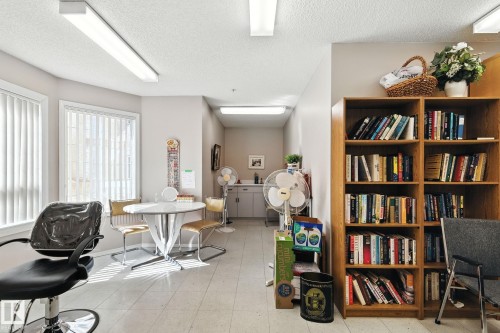 205 13450 114 Avenue, Edmonton, AB - Indoor Photo Showing Other Room