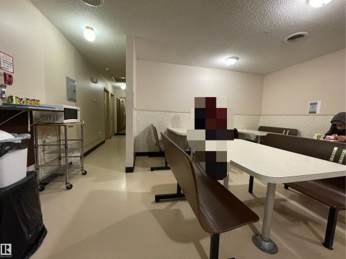 6508 134 Avenue, Edmonton, AB - Indoor