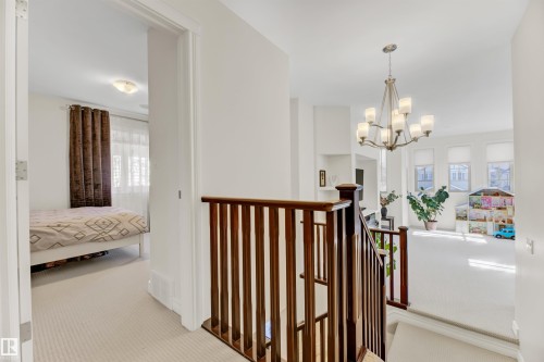 2677 Anderson Crescent, Edmonton, AB - Indoor Photo Showing Other Room