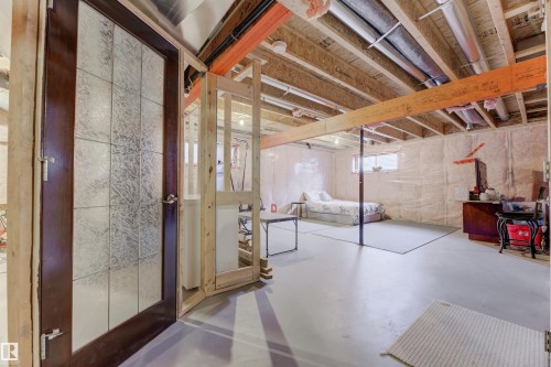 2677 Anderson Crescent, Edmonton, AB - Indoor Photo Showing Basement