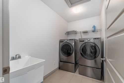 5414 Bonaventure Avenue, Edmonton, AB - Indoor Photo Showing Laundry Room