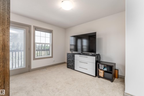 5414 Bonaventure Avenue, Edmonton, AB - Indoor