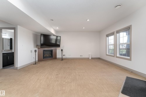 5414 Bonaventure Avenue, Edmonton, AB - Indoor With Fireplace