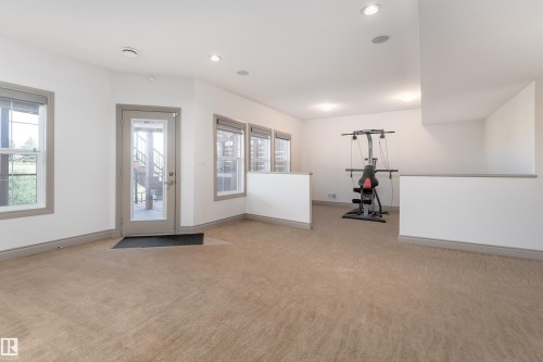 5414 Bonaventure Avenue, Edmonton, AB - Indoor Photo Showing Other Room