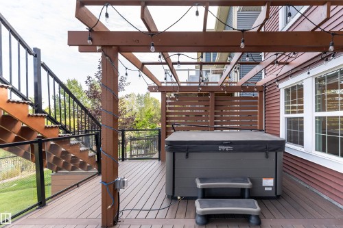 5414 Bonaventure Avenue, Edmonton, AB - Outdoor With Exterior