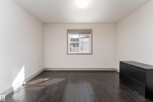 5414 Bonaventure Avenue, Edmonton, AB - Indoor Photo Showing Other Room